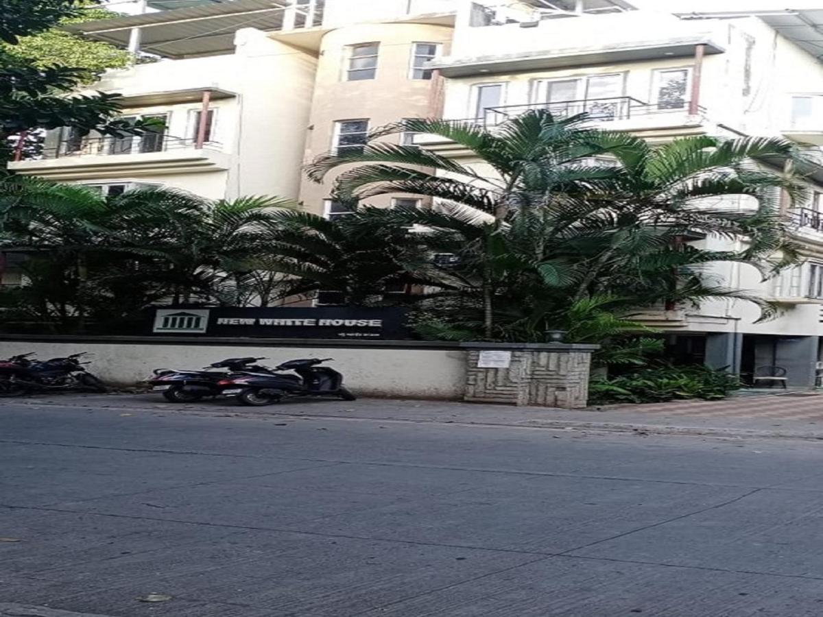 פונה Hotel White House מראה חיצוני תמונה