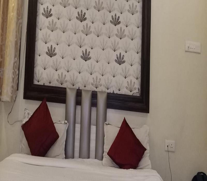 פונה Hotel White House מראה חיצוני תמונה