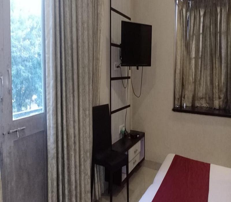 פונה Hotel White House מראה חיצוני תמונה