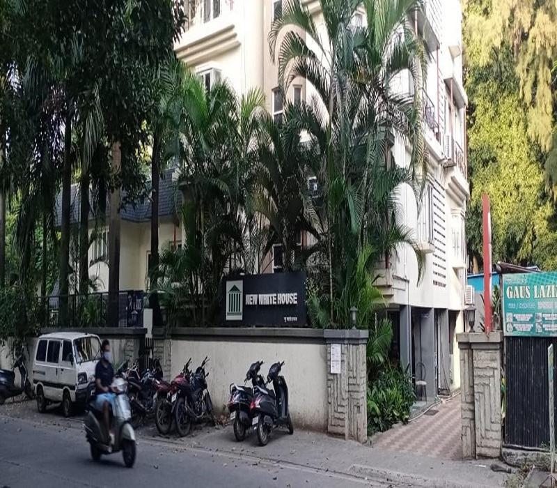 פונה Hotel White House מראה חיצוני תמונה